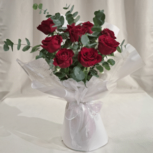 9 Fresh Roses Bouquet (White)