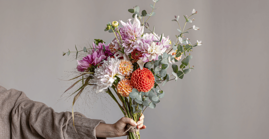 How to Pick Flowers That Match Someone’s Personality