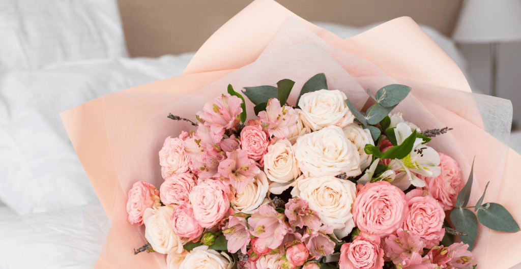 Romantic Flower Ideas That Never Feel Too Much