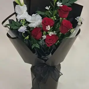 D'Red Majesty Bouquet