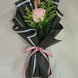 Single Blush Noir 1 Rose Bouquet