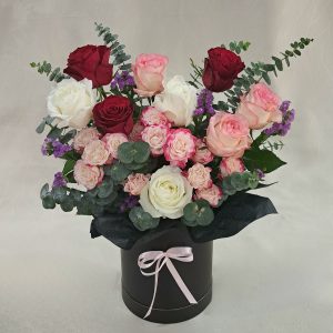 Luxury Roses Box
